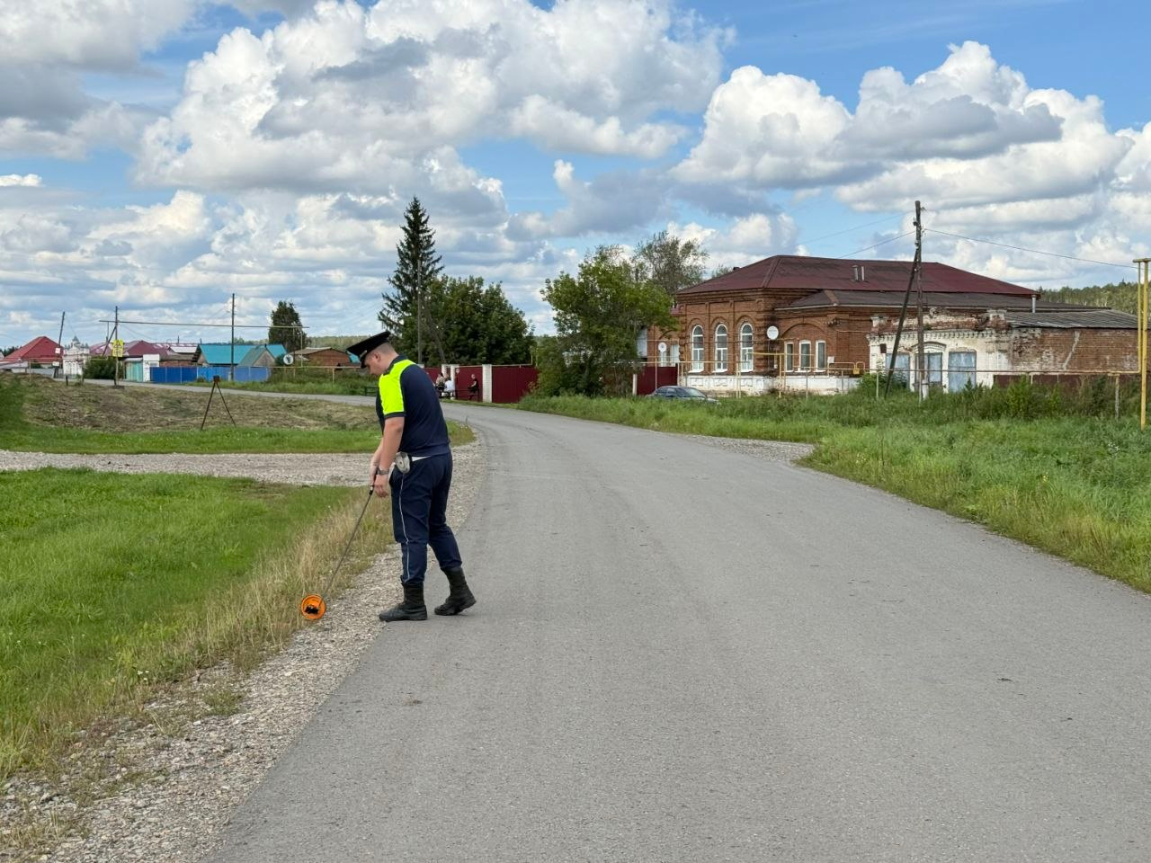 В Каменском округе опрокинулся квадроцикл, водитель в реанимации