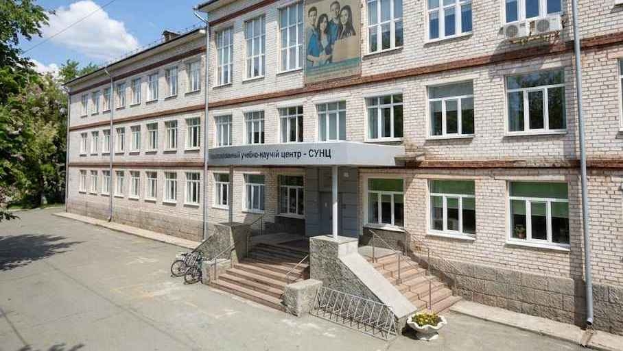 Бывший корпус СУНЦ УрФУ в Екатеринбурге передадут муниципалитету