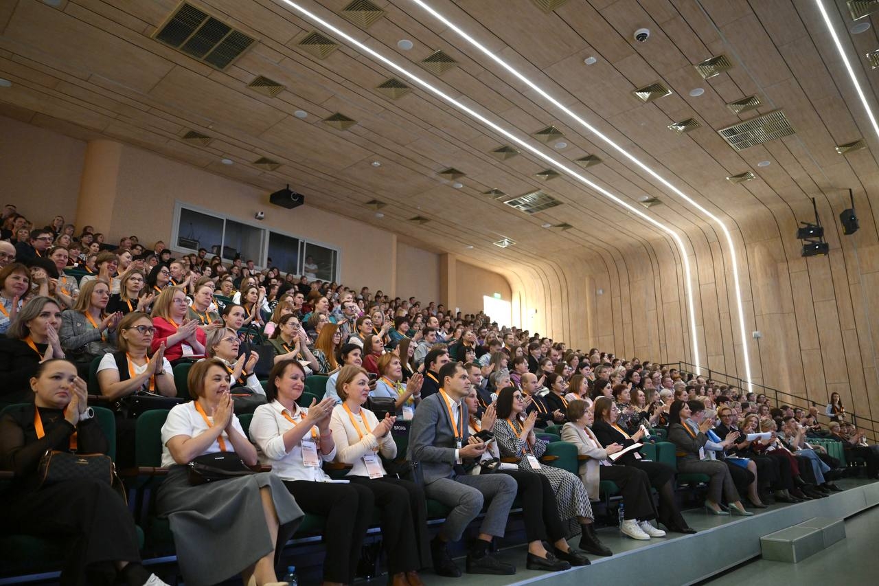 450 учителей информатики собрались на первый съезд в Свердловской области