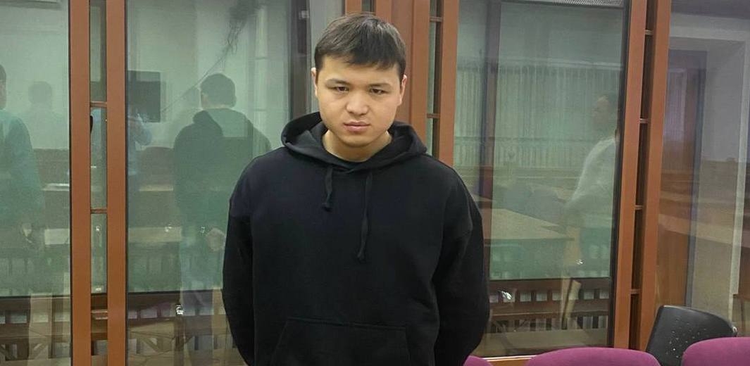 В Среднеуральске мужчину осудили за прикуривание сигареты от Вечного огня