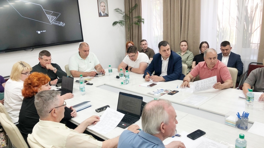 Среднеуральск: итоги 2024 года. Мэр Стасенок отчитался за работу администрации - ВЕДОМОСТИ Урал - Новости Екатеринбурга и Свердловской области сегодня