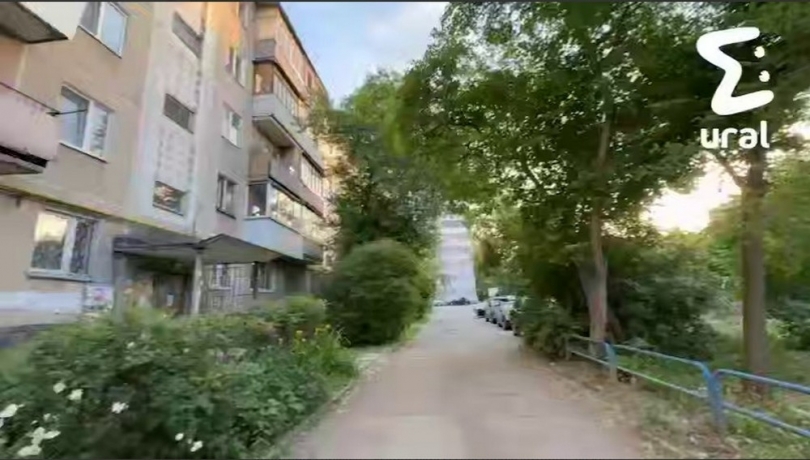 Странный ремонт дома под снос вызывает вопросы у екатеринбуржцев - ВЕДОМОСТИ Урал - Новости Екатеринбурга и Свердловской области сегодня