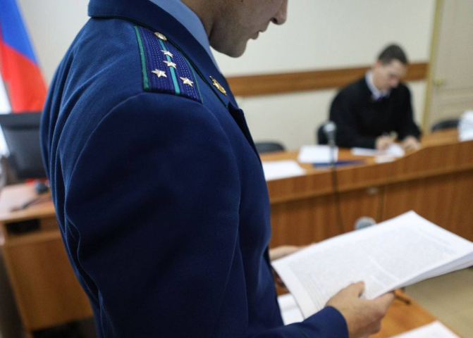 В Красноуфимске требуют назначить 18 лет колонии местному жителю за убийство полицейской - Новости Свердловской области — последние события в Екатеринбурге и области