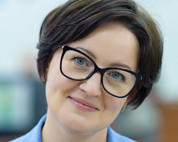 Новая глава информполитики: Инна Аверкова возглавила департамент Свердловской области - ВЕДОМОСТИ Урал - Новости Екатеринбурга и Свердловской области сегодня