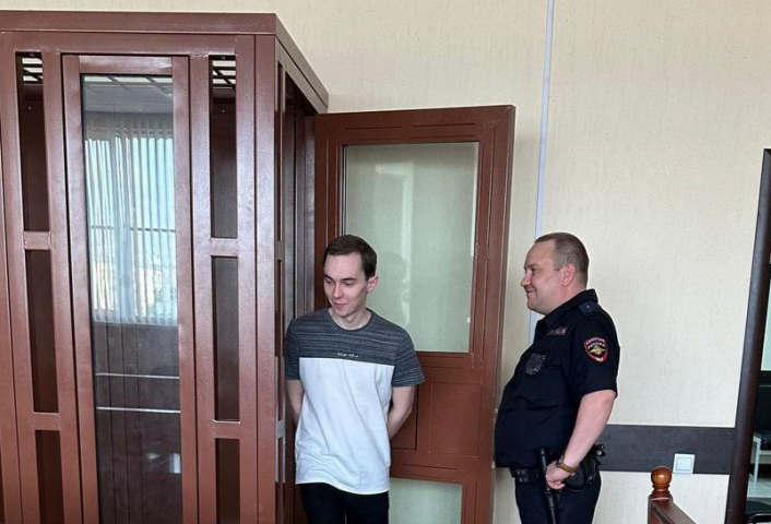 Условный срок за мошенничество с дорогим автомобилем блогера Литвина - ВЕДОМОСТИ Урал - Новости Екатеринбурга и Свердловской области сегодня