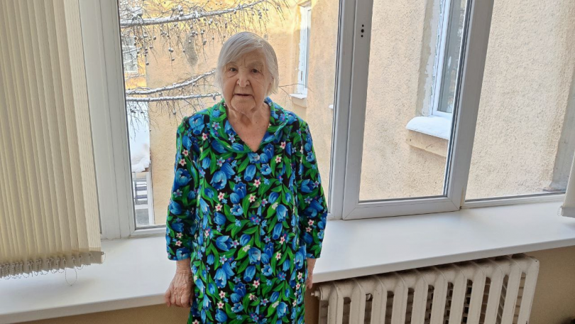 � ������������� 100-������ ��������� ����� � ������� � ����������� �� 7-� ���� ������ - ��������� ����