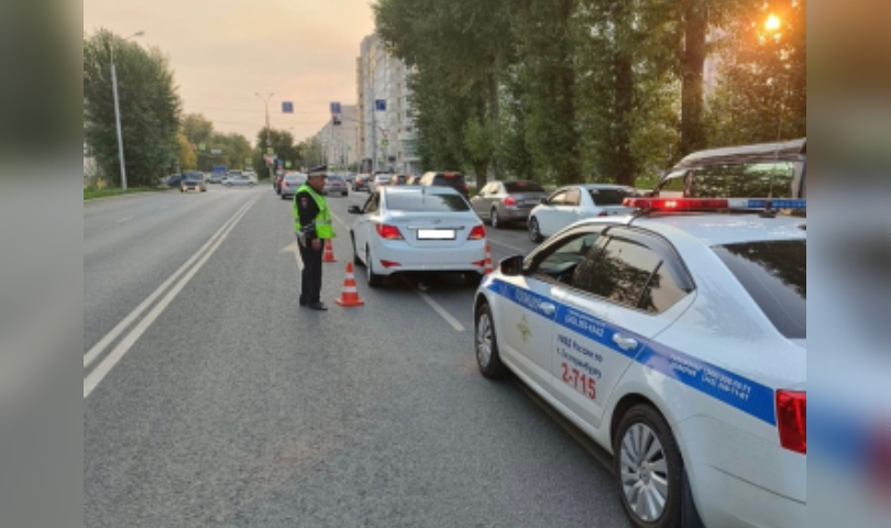 Перелом руки и травма живота: Hyundai Solaris наехал на ребенка на проспекте Космонавтов в Екатеринбурге - ВЕДОМОСТИ Урал - Новости Екатеринбурга и Свердловской области сегодня
