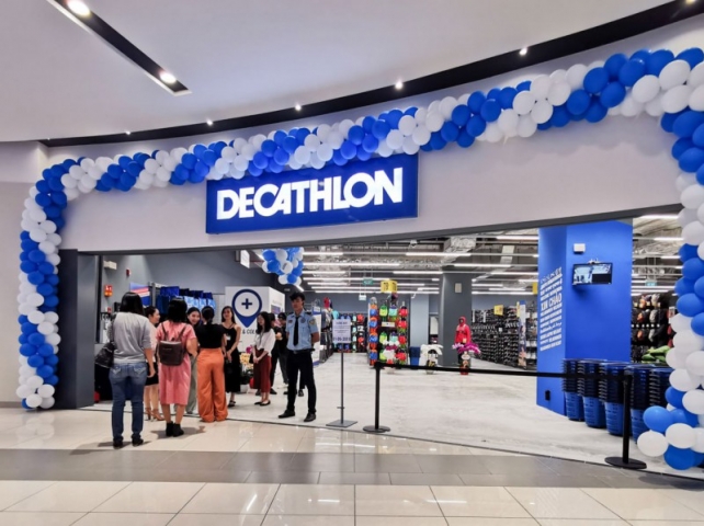    Decathlon    -  -   -      