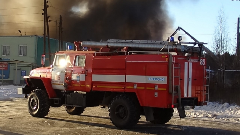 Дорого обогрелся: житель Пышмы выплатит соседям почти полмиллиона за пожар - ВЕДОМОСТИ Урал - Новости Екатеринбурга и Свердловской области сегодня