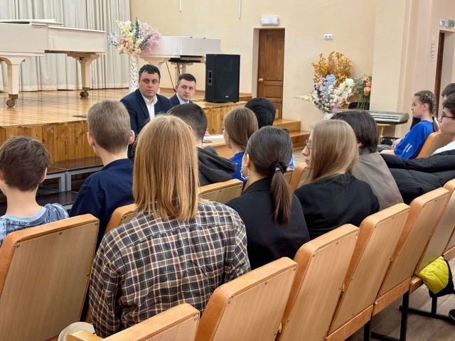 В Среднеуральске создадут молодежный совет при главе города - ВЕДОМОСТИ Урал - Новости Екатеринбурга и Свердловской области сегодня