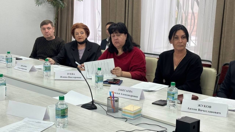 В Среднеуральске начала работу Общественная палата четвертого созыва - ВЕДОМОСТИ Урал - Новости Екатеринбурга и Свердловской области сегодня