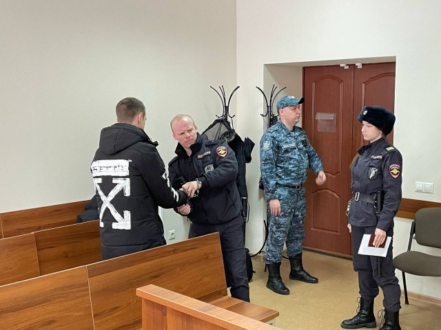 Уральский живодер отправится в колонию строгого режима за убийство собаки, выброшенной с 20 этажа - ВЕДОМОСТИ Урал - Новости Екатеринбурга и Свердловской области сегодня