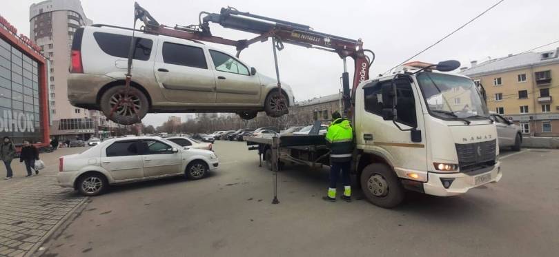Екатеринбуржец рассчитался с долгами ради возвращения арестованного “Ларгуса” - ВЕДОМОСТИ Урал - Новости Екатеринбурга и Свердловской области сегодня