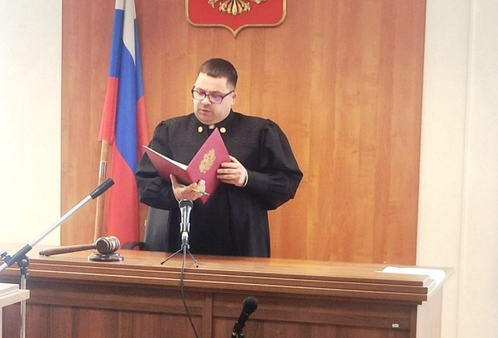 Брат “помог” спиться: житель Красноуфимска получил срок за спаивание несовершеннолетнего - ВЕДОМОСТИ Урал - Новости Екатеринбурга и Свердловской области сегодня