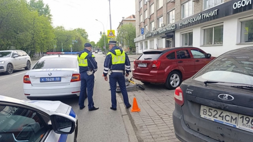 Смертельное ДТП с электросамокатом произошло в Екатеринбурге - Новости Свердловской области — последние события в Екатеринбурге и области