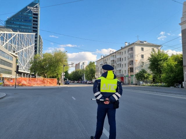 “Музыка” станет дорогой: в России резко вырастут штрафы за громкие авто и мотоциклы - ВЕДОМОСТИ Урал - Новости Екатеринбурга и Свердловской области сегодня