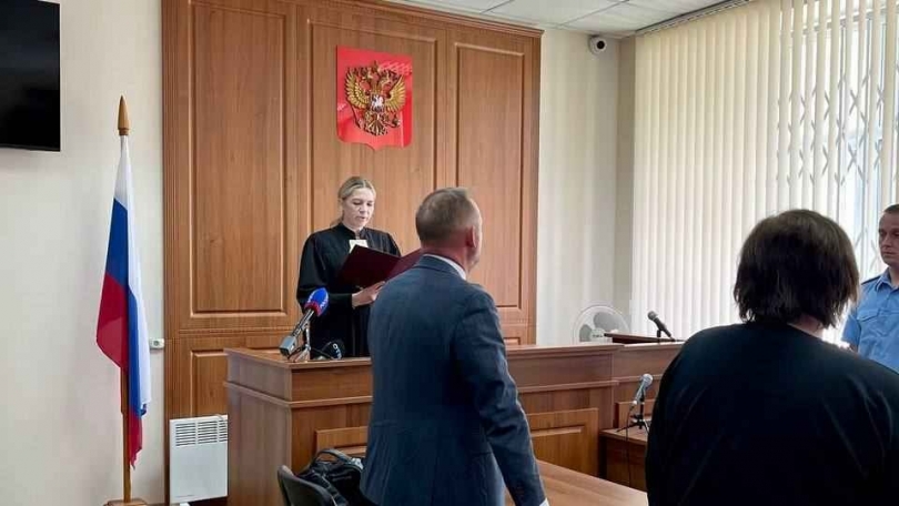 Массовое отравление в СУНЦ УрФУ: суд Екатеринбурга вынес приговор заведующей - ВЕДОМОСТИ Урал - Новости Екатеринбурга и Свердловской области сегодня