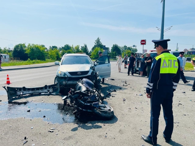 Под Нижним Тагилом Lexus стал причиной гибели мотоциклиста - ВЕДОМОСТИ Урал - Новости Екатеринбурга и Свердловской области сегодня