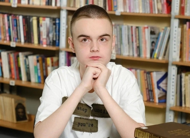 Звезда TikTok за один день: слепой диджей DJ Abobus из Верхней Пышмы покорил соцсети - ВЕДОМОСТИ Урал - Новости Екатеринбурга и Свердловской области сегодня