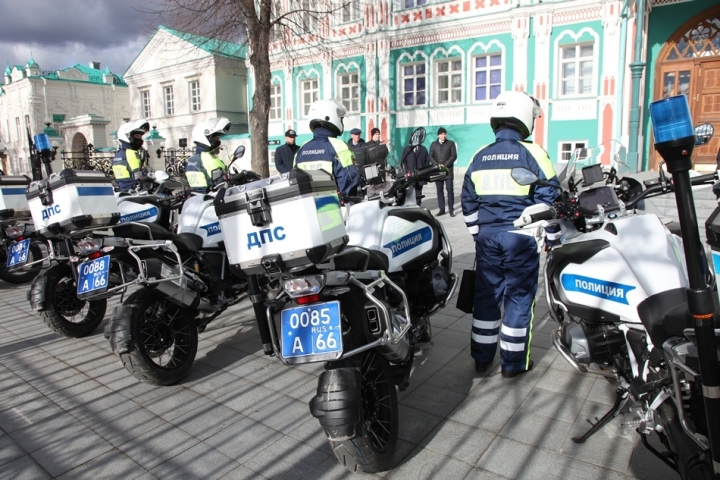 Мотоциклы для полиции: новые байки повысят мобильность свердловских правоохранителей - ВЕДОМОСТИ Урал - Новости Екатеринбурга и Свердловской области сегодня