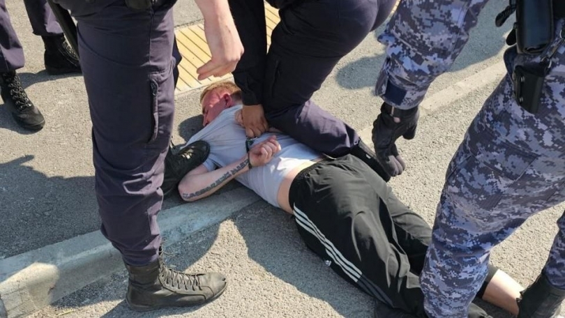В Каменске-Уральском «кухонный боксёр» задержан за лишение свободы сожительницы  - ВЕДОМОСТИ Урал - Новости Екатеринбурга и Свердловской области сегодня